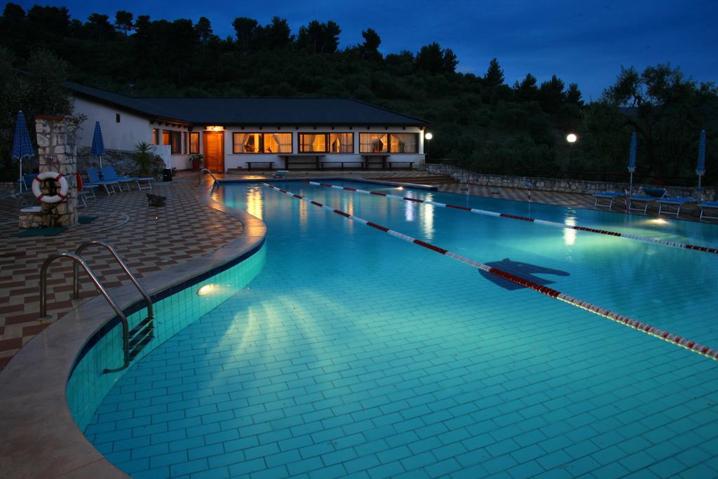 Agricostella Agriturismo Vieste Eksteriør billede