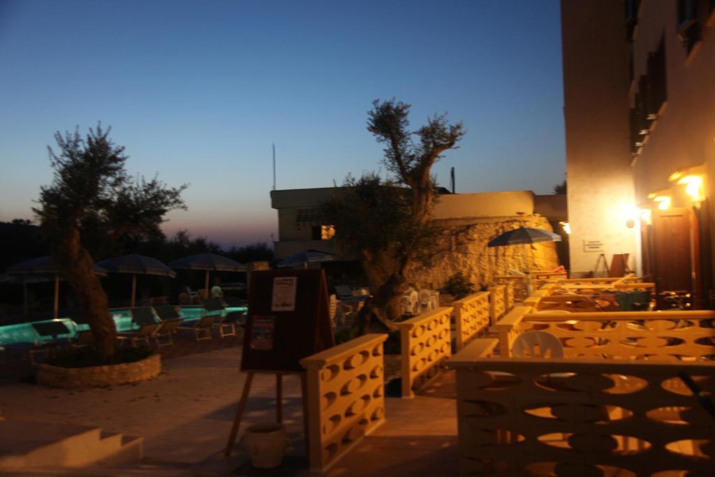 Agricostella Agriturismo Vieste Eksteriør billede