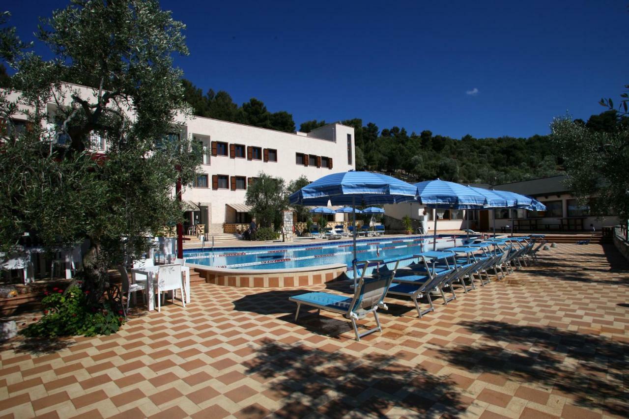 Agricostella Agriturismo Vieste Eksteriør billede