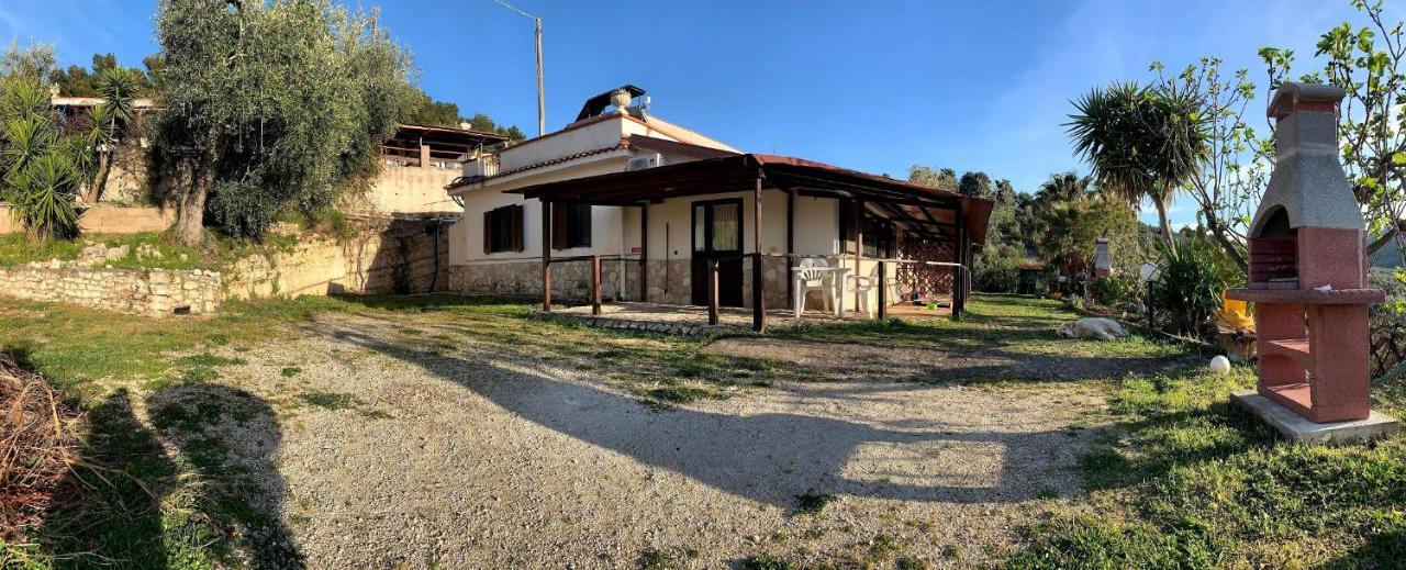 Agricostella Agriturismo Vieste Eksteriør billede
